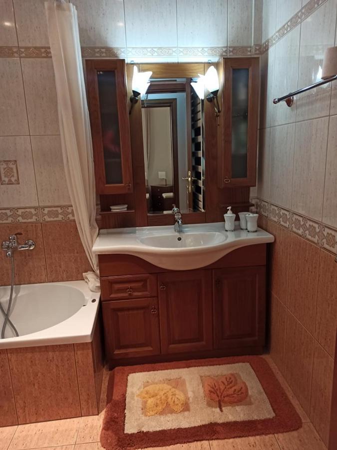 Апартаменты Golden Mirror In Кавала Экстерьер фото